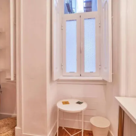 Entire Flat Great View Alcântara *