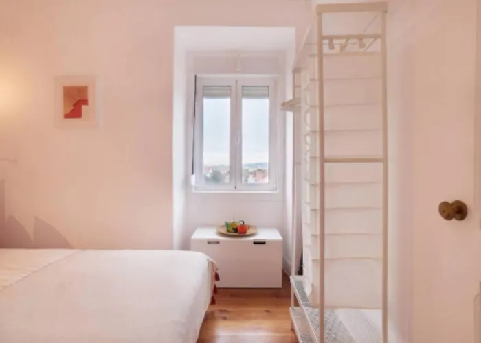 Entire Flat Great View Alcantara * Lizbona